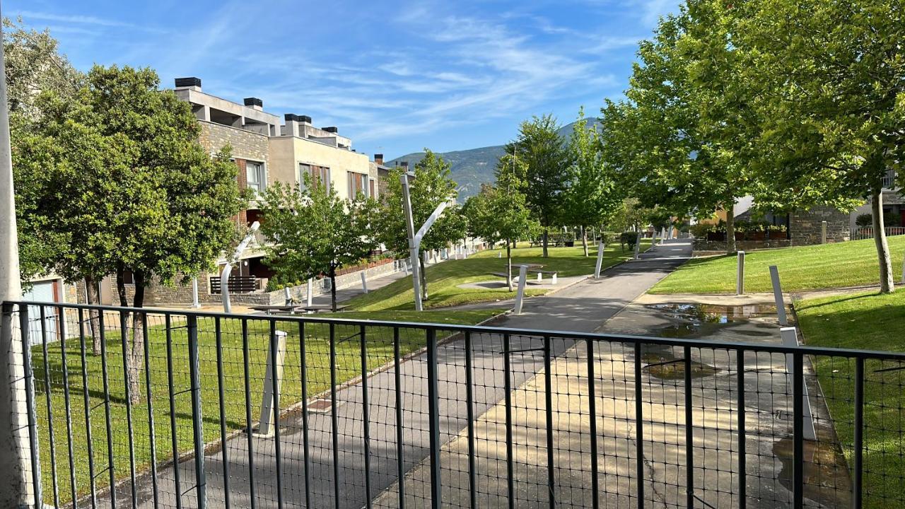 Las Margas Mirador Del Valle Huesca Buitenkant foto